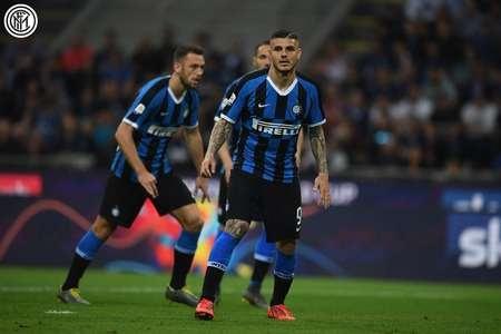 国少vs孟加拉国U17：万项、邝兆镭首发，赵松源替补（中国U17对阵孟加拉国U17：万项、邝兆镭先发，赵松源替补待命）