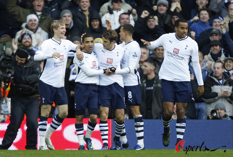 詹姆斯关键上篮助球队锁胜（詹姆斯致胜上篮锁定胜局）