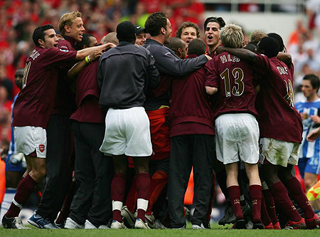 半场：拜仁2-0海登海姆，斯塔尼希奇、奥利塞破门（半场战报：拜仁2-0领先海登海姆，斯塔尼希奇与奥利塞建功）