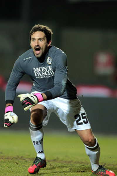 佩杜拉：尽管埃文-弗格森迎来转折，但加斯佩里尼想要新中锋（佩杜拉：即使埃文-弗格森迎来转机，加斯佩里尼仍希望引进新中锋）