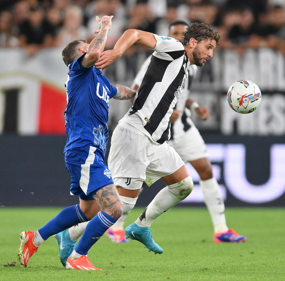 罗马诺：阿莫林坚持留下齐尔克泽；梅努向往租借加盟那不勒斯（罗马诺：阿莫林力保齐尔克泽；梅努愿租借赴那不勒斯）