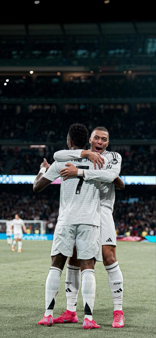 开场13秒破门，贝尔纳韦打进意甲有统计以来第三快进球（仅用13秒，贝尔纳韦写下意甲统计史第三快进球）